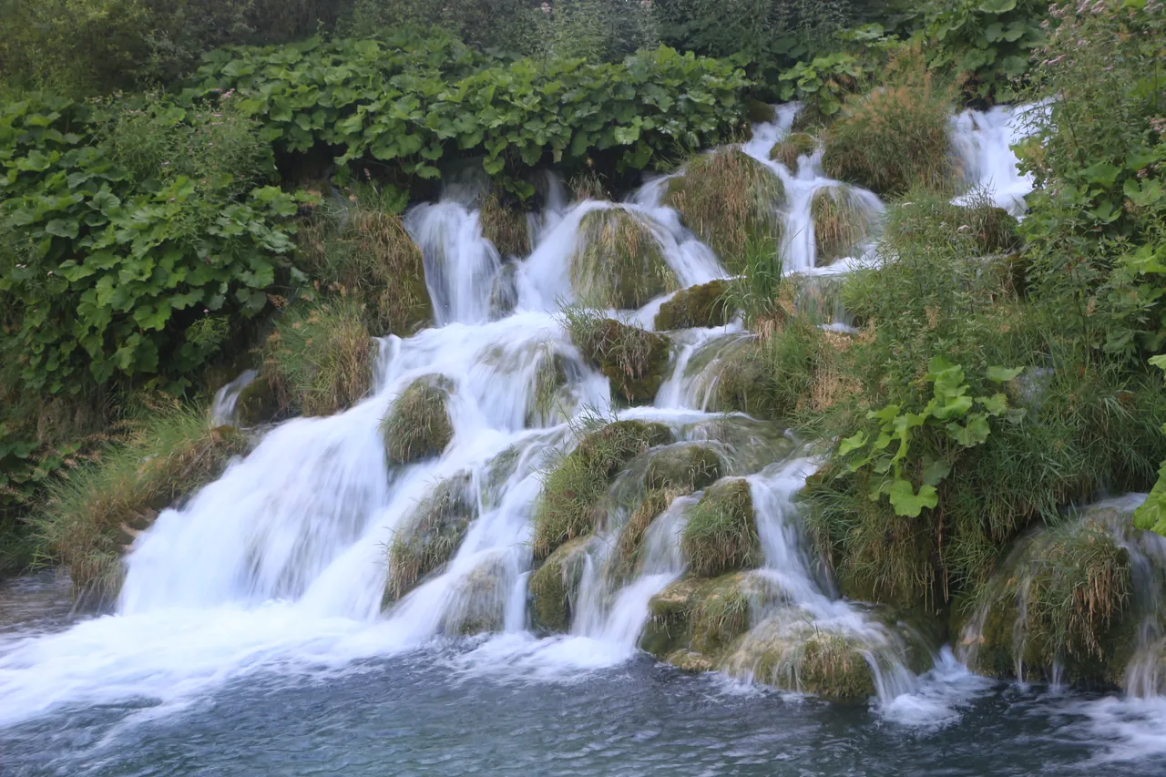 十六湖國家公園 (Plitvice Lakes National Park)